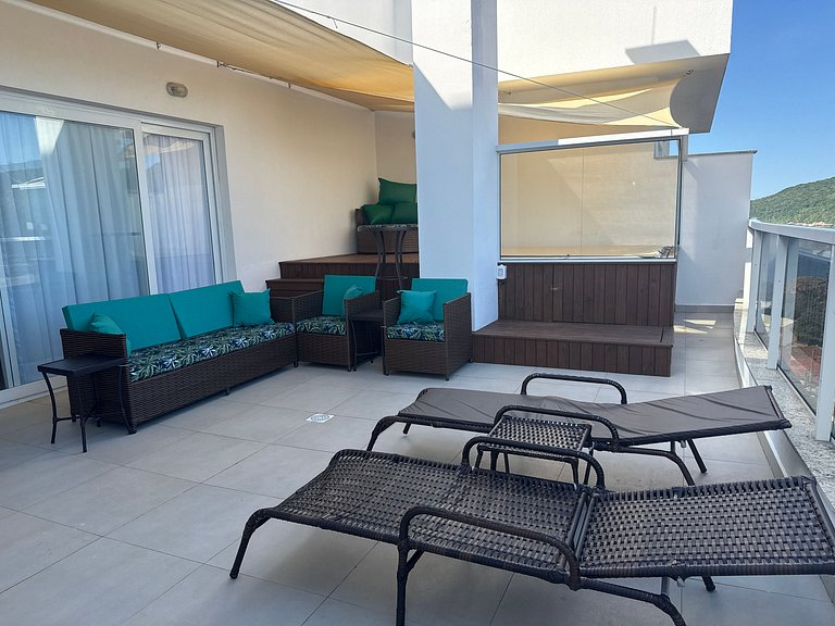 Apto de 3 Suites con Vista Parcial al Mar MHC0306