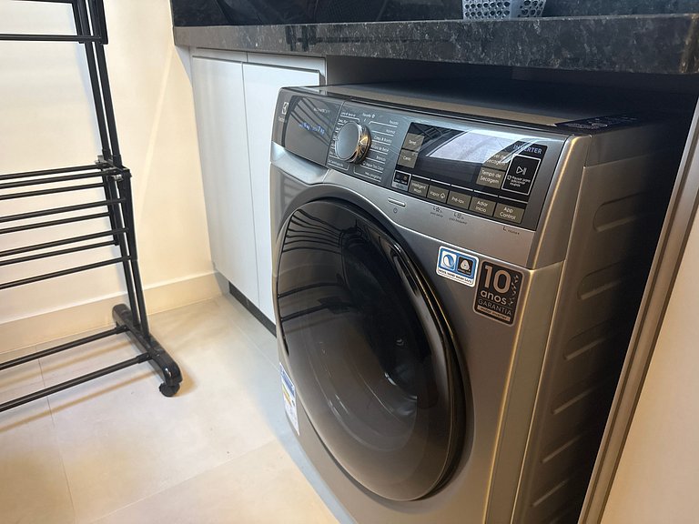 Apto 3 Suítes e Vista Mar Parcial MHC0306