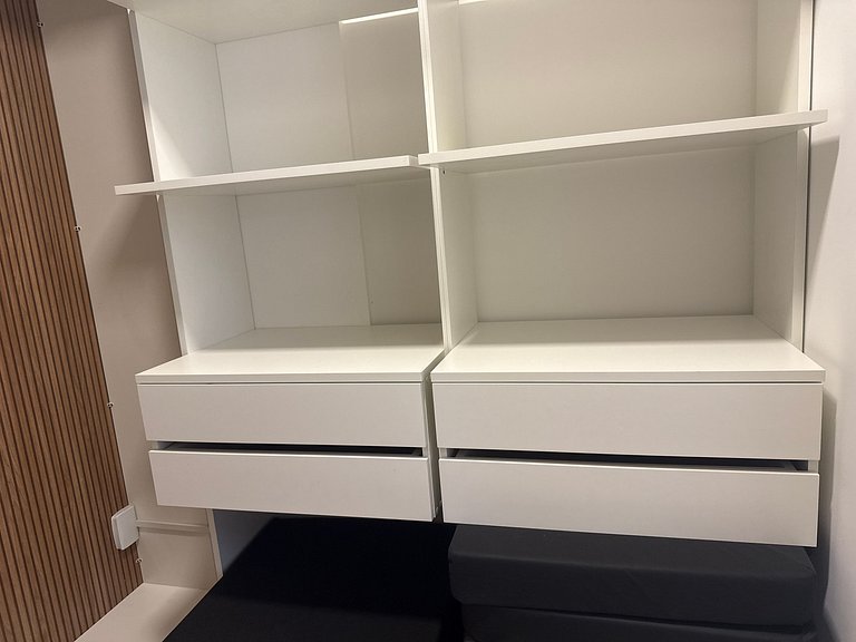 Apto de 3 Suites con Vista Parcial al Mar MHC0306