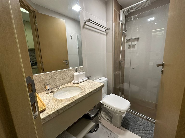 Studio em prédio c/ piscina em Salvador HFO0203