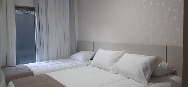 Casa en condo. c/ piscina y zona de BBQ PCR0002