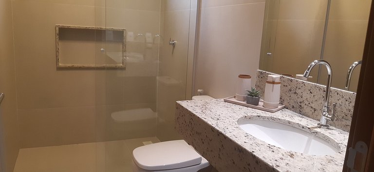 Casa en condo. c/ piscina y zona de BBQ PCR0002