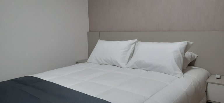 Casa em condo. com piscina e churrasqueira PCR0002