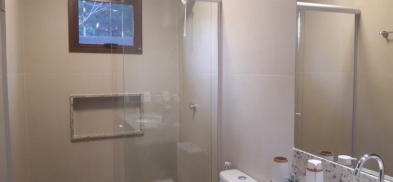 Casa en condo. c/ piscina y zona de BBQ PCR0002