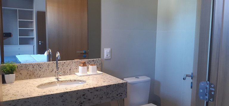 Casa em condo. com piscina e churrasqueira PCR0004