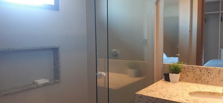 Casa em condo. com piscina e churrasqueira PCR0004