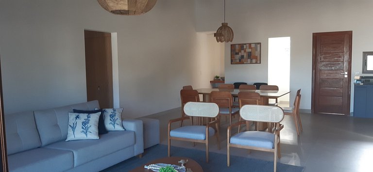 Casa en condo. c/ piscina y zona de BBQ PCR0004