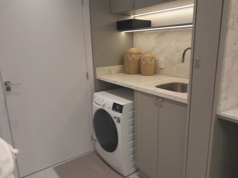 Studio en Meia Praia a 220 m del mar FFS1106