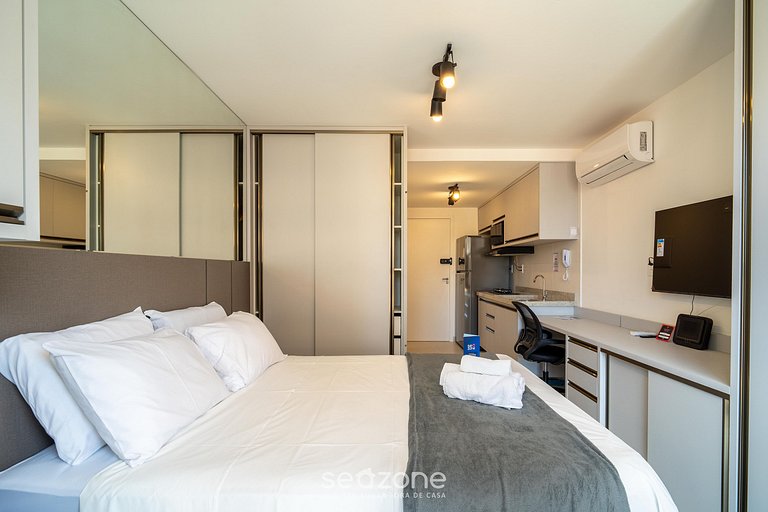 Estudio en edif. c/ piscina, 280m del mar UGR0404A