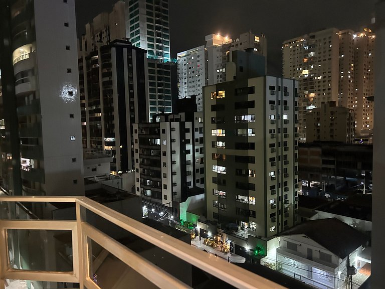 Apto 2 qts a 250m da praia no centro SDC0601