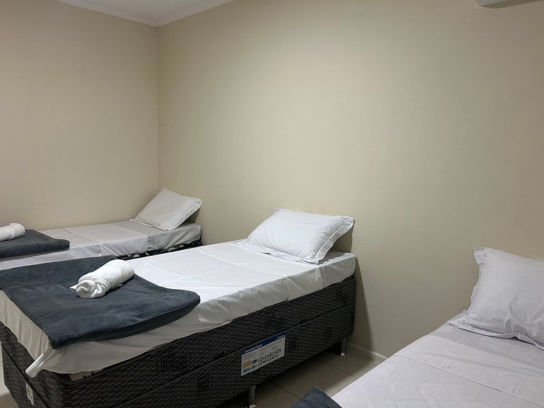 Apt de 2 dorm. 250m del playa en el centro SDC0601