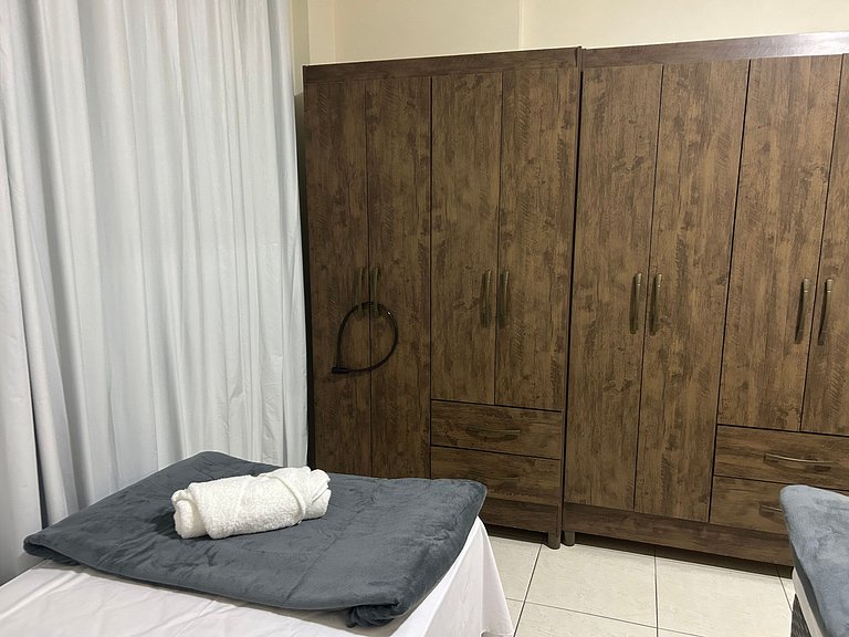 Apt de 2 dorm. 250m del playa en el centro SDC0601