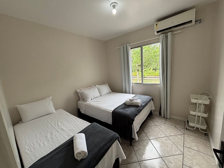 Apto con Hidromasaje en Coqueiros – ELB0203