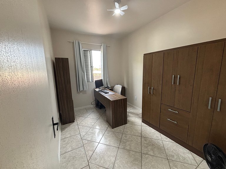 Apto con Hidromasaje en Coqueiros – ELB0203