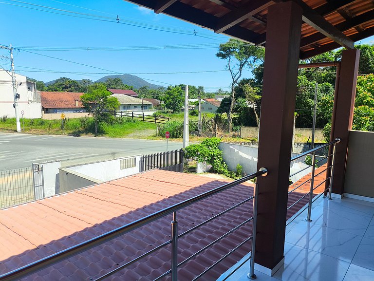 Apto 2Q c/ churrasq. próx da praia JCA0001