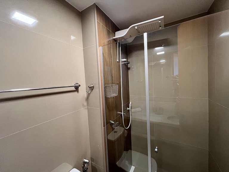 Apto c suíte a solo 230m del mar HSA0407