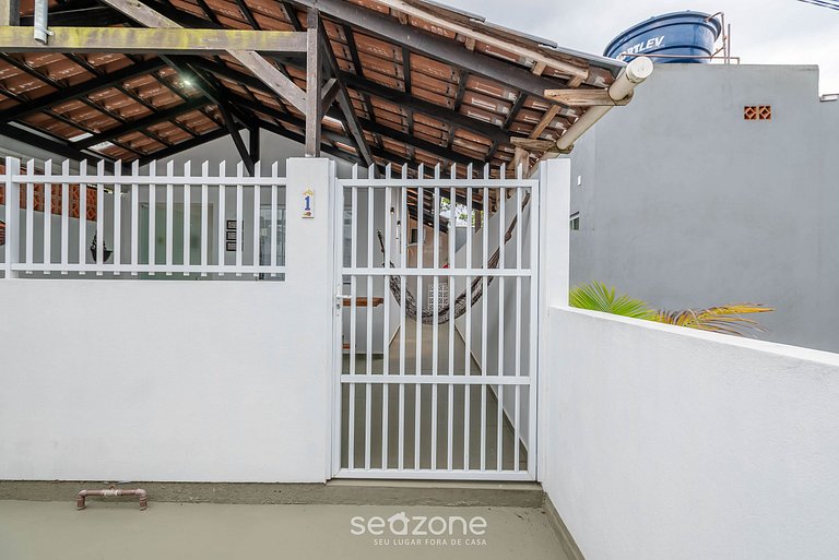 Casa completa a poucos minutos da praia JCS0874