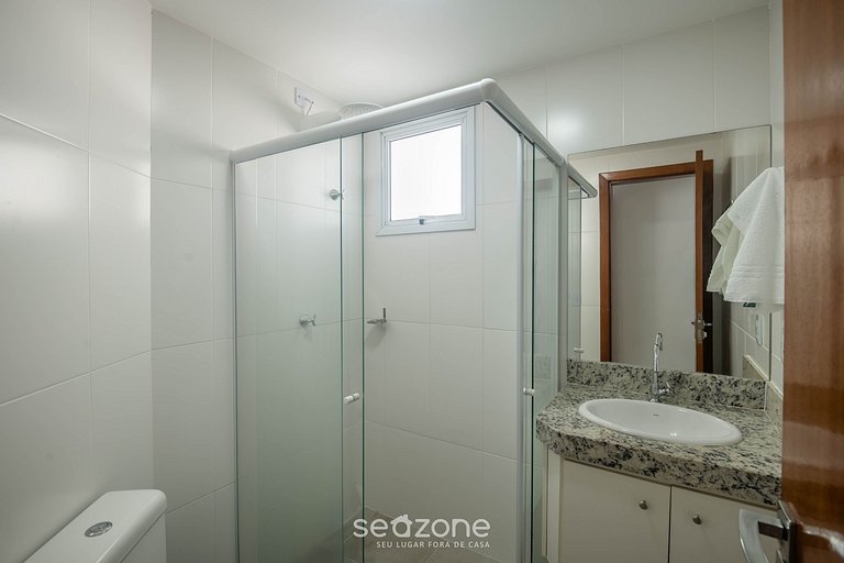 Apto 2 QTs a apenas 270m da Praia do Morro EPU0301