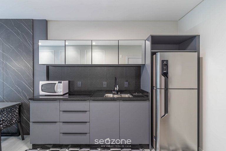 Apto a 220 m del mar en Meia Praia FFS0904