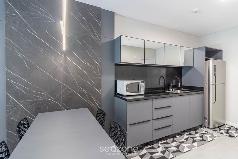 Apto a 220 m del mar en Meia Praia FFS0904