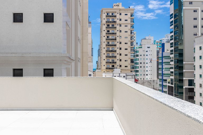 Apto em cond c/ piscina a 220m do Mar FFS0406