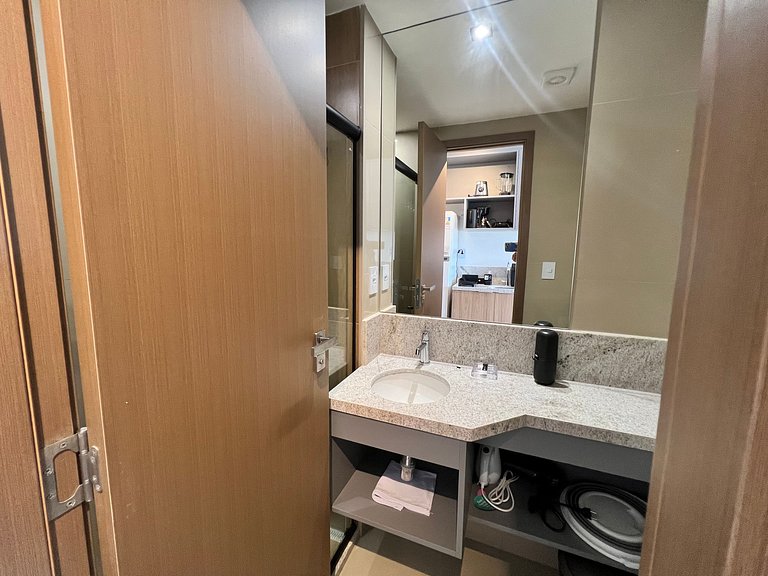 Estúdio em Prédio c/ Piscina JDN0208