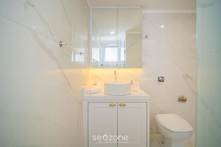 Ap c/ Jacuzzi em Jurerê Internacional MLB0402