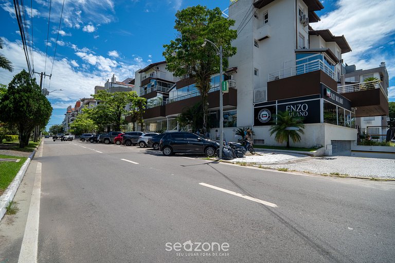 Apartamento con Parrilla en Jurerê MLB0402