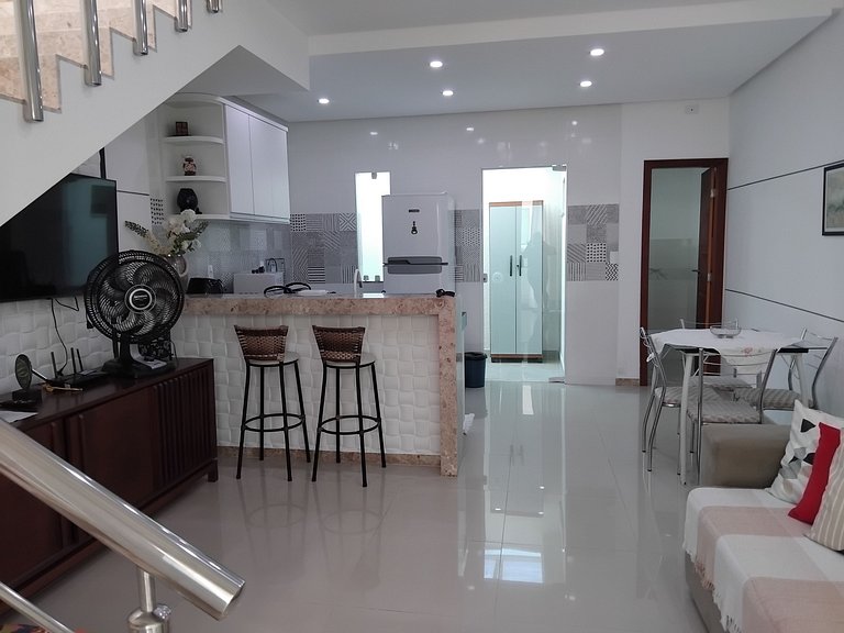 Apto em Cond. c/ Piscina a 400m da Praia EDT0018