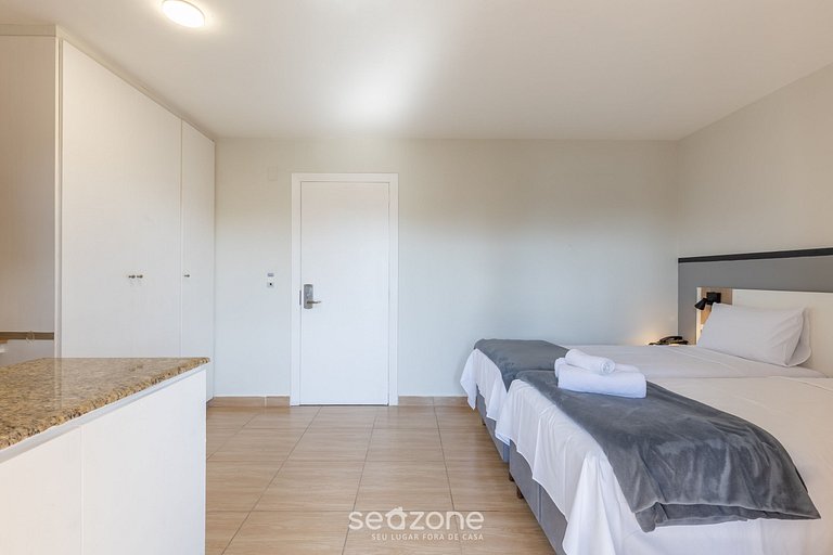 Studio charmoso c/ comodidades premium em UPP0606