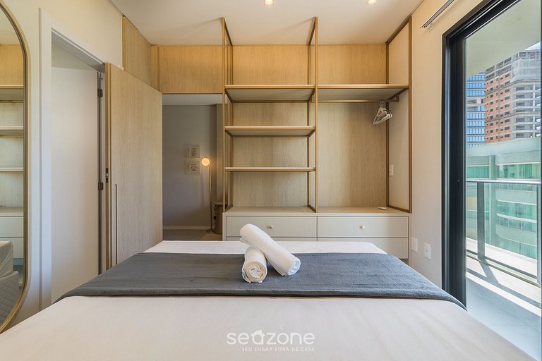 Apto c/ piscina no rooftop a 220m do mar FFS1204