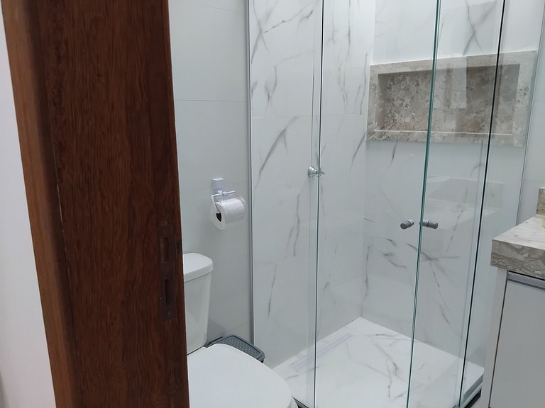 Apto em Cond. c/ Piscina a 400m da Praia EDT0018