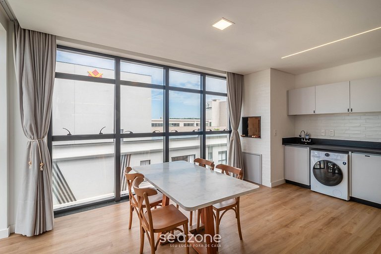 Studio c/ churrasq. e vista mar, Bombinhas SFR0501