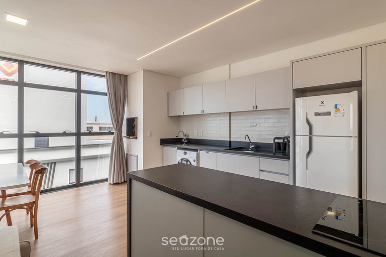 Studio c/ churrasq. e vista mar, Bombinhas SFR0501