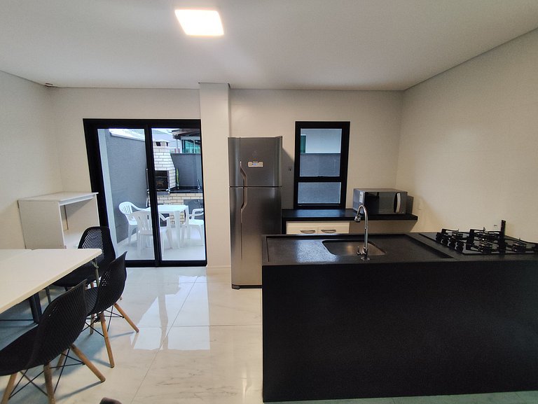 Casa c/ terraza y parrilla a 850 m del mar JSF0748