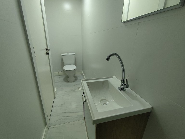 Casa c/ terraza y parrilla a 850 m del mar JSF0748