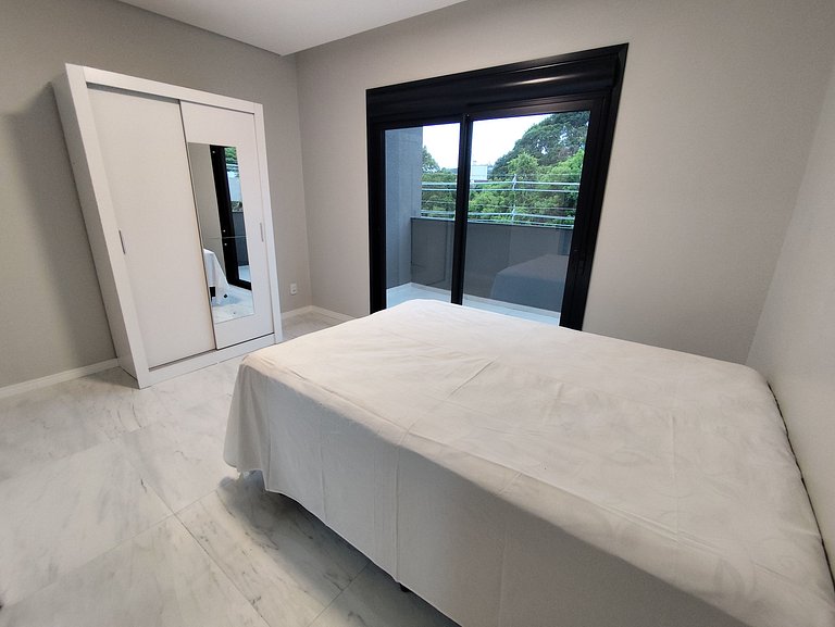 Casa c/ terraza y parrilla a 850 m del mar JSF0748