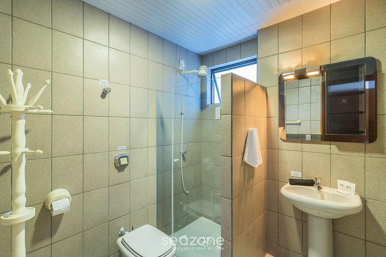 Apto c/ Churrasq. a 400 m da Praia ERR0104