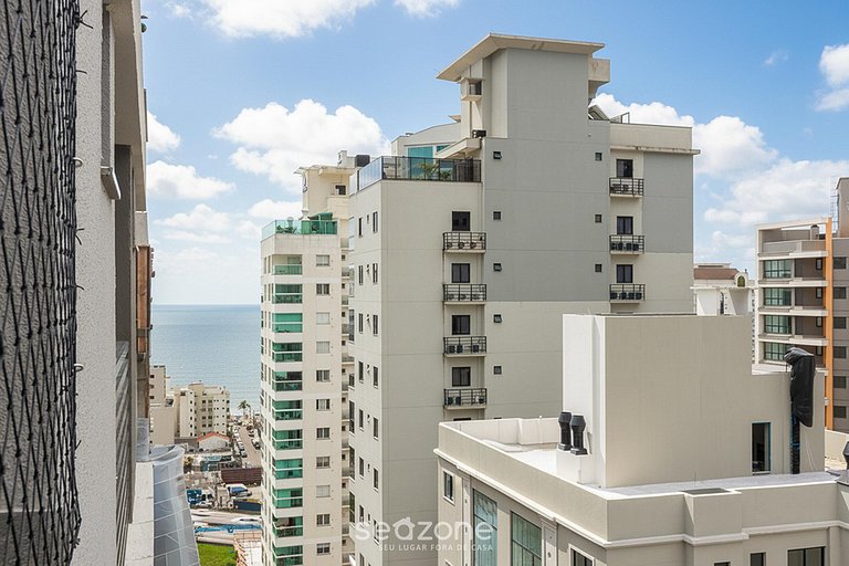 Apto c/ Churrasqueira a 450 m da praia EVU1802