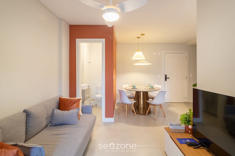 Apto c/ Churrasqueira a 450 m da praia EVU1802