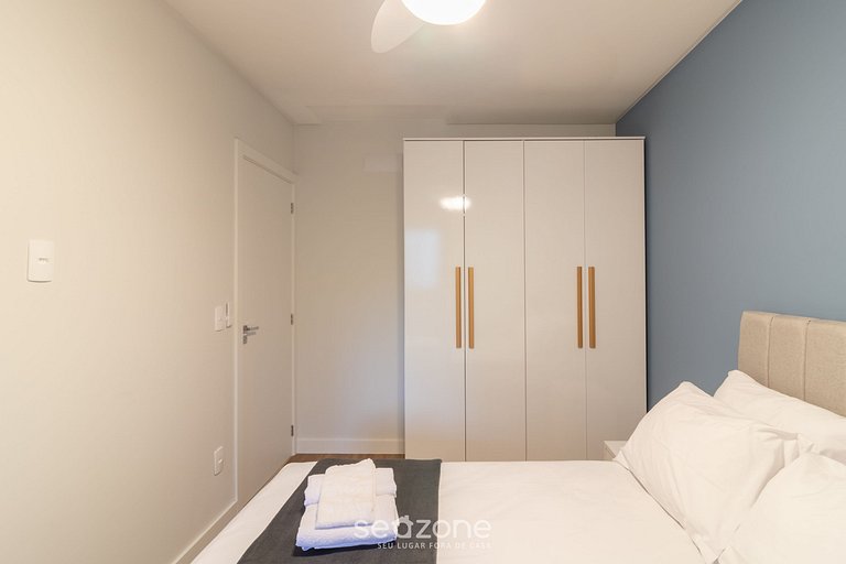 Apto c/ Churrasqueira a 450 m da praia EVU1802