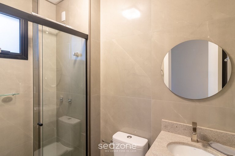 Apto c/ Churrasqueira a 450 m da praia EVU1802