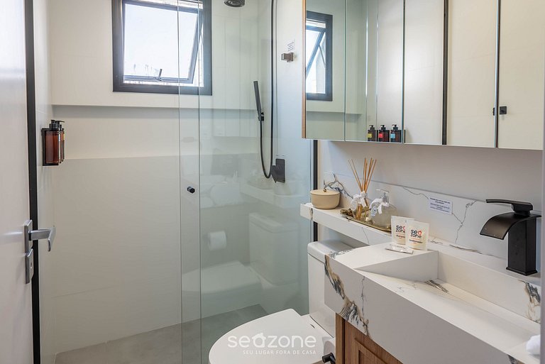 Apto c/ parrilla cerca del mar en Perequê FEL0502