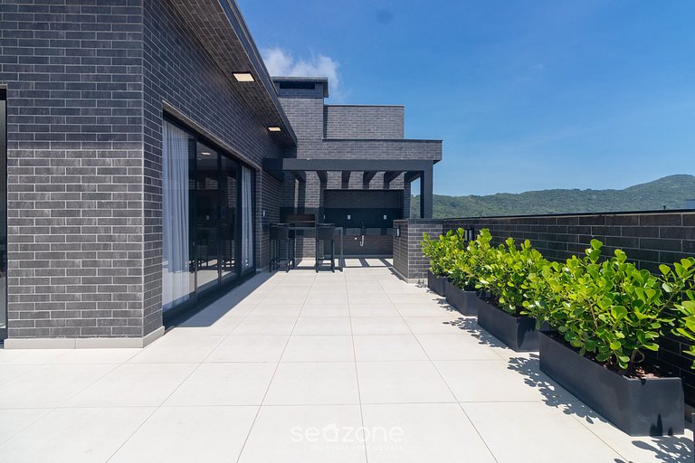 Studio c/ piscina no prédio, 550m da praia LDU0205