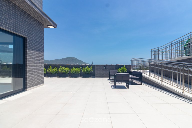 Studio c/ piscina no prédio, 550m da praia LDU0205