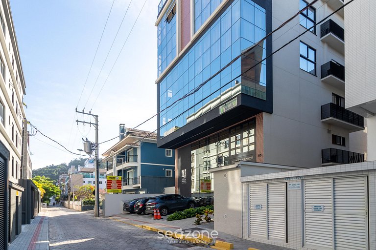 Apartamento em condomínio a 180 m da praia SFR0401