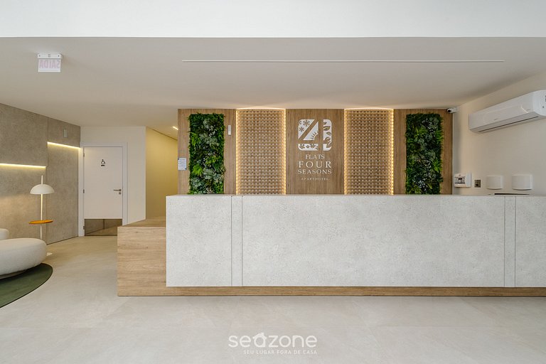 Apartamento em condomínio a 180 m da praia SFR0401
