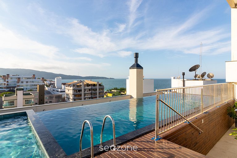 Studio em prédio c/ piscina a 180m do Mar SFR0415