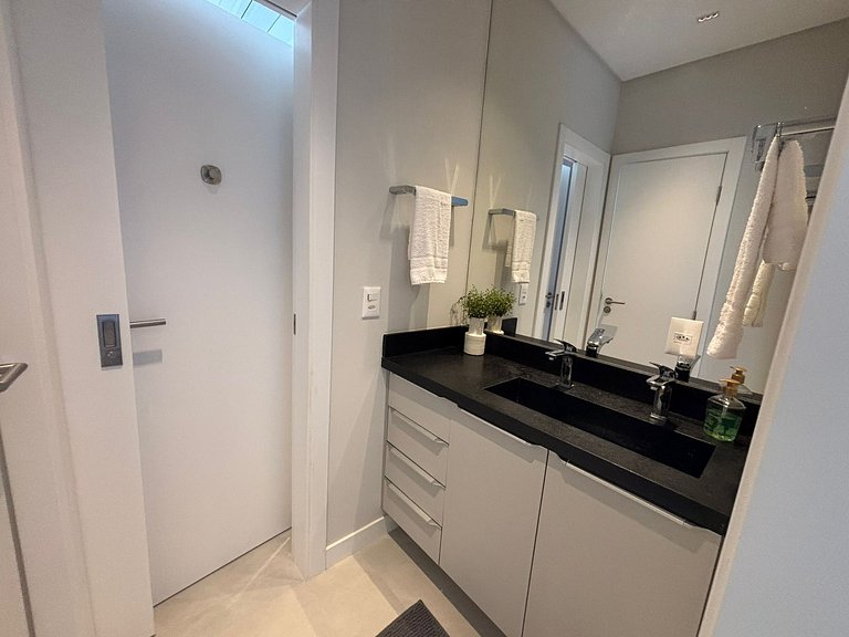 Apto Vista Mar con Parrilla AXP1301