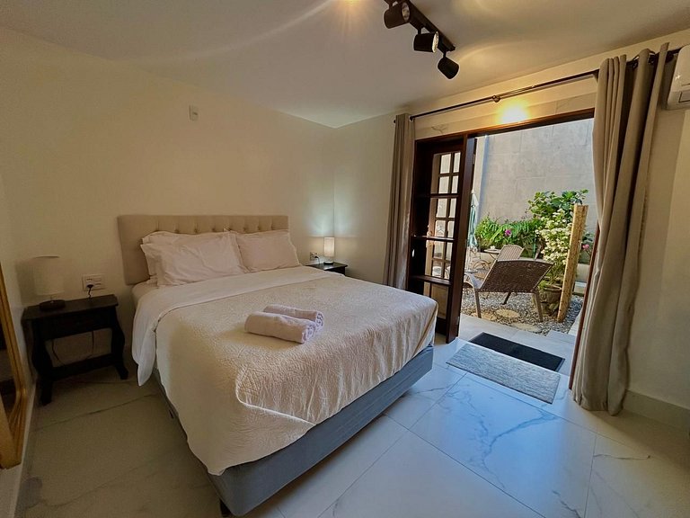 Apto c jacuzzi y jardín, 350 m de la Playa PSN002